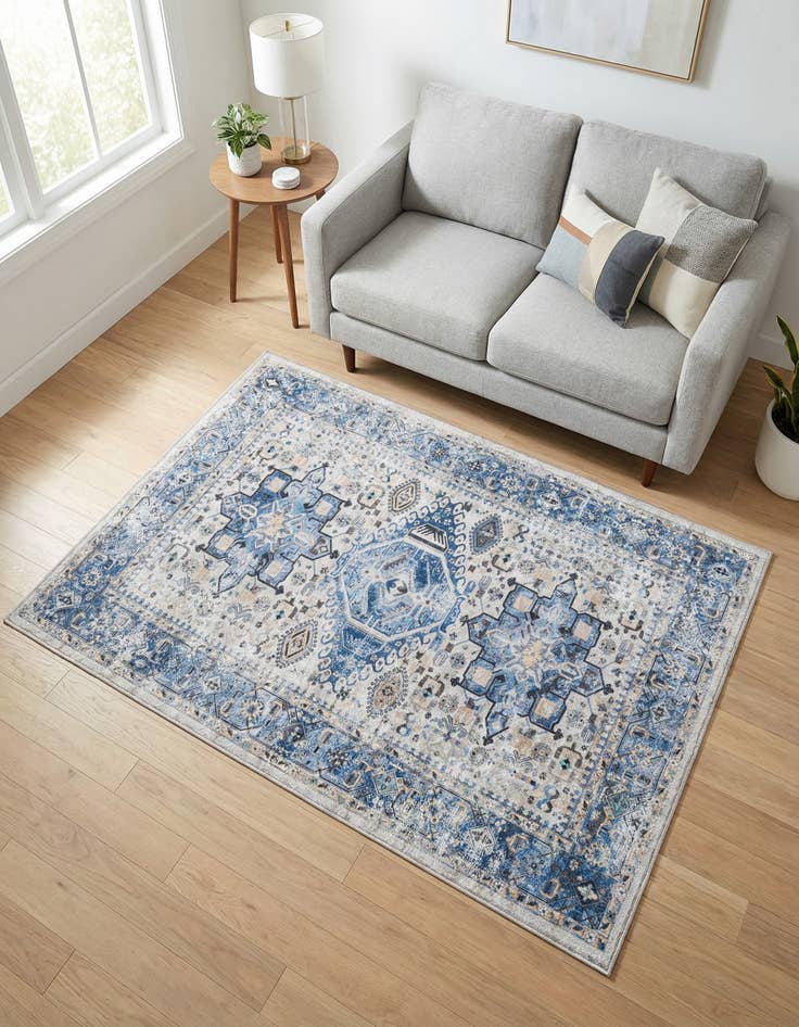 Detail image of 4' x 6'  Washable Yara Rug