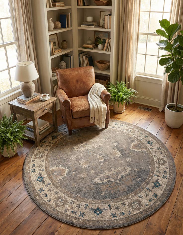 Detail image of 8' x 8' Viola Round Rug
