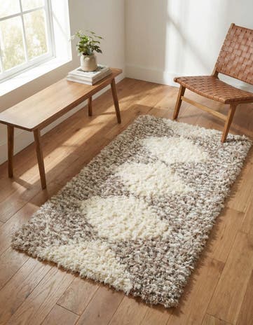 Pearl and Khaki Infinity Shag Rug