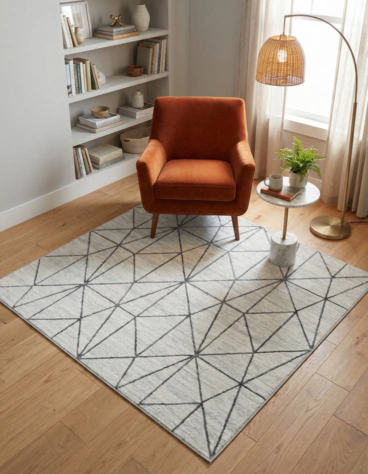 Detail image of 5' 3 x 5' 3 Lattice Trellis Square Rug