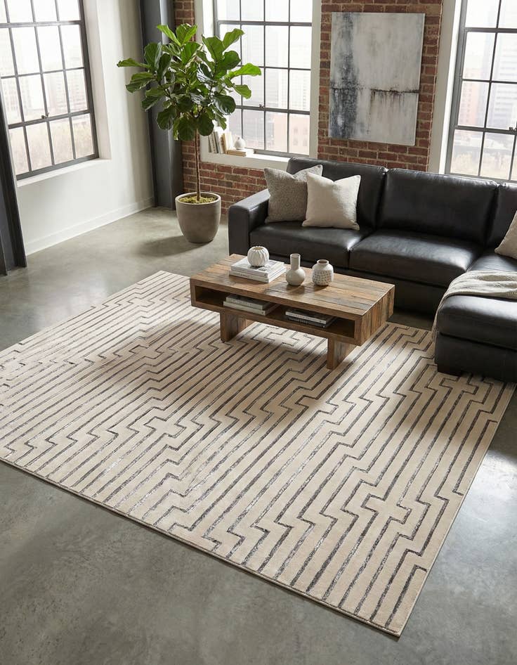 Detail image of 10' x 13' Vogue Geo Rug