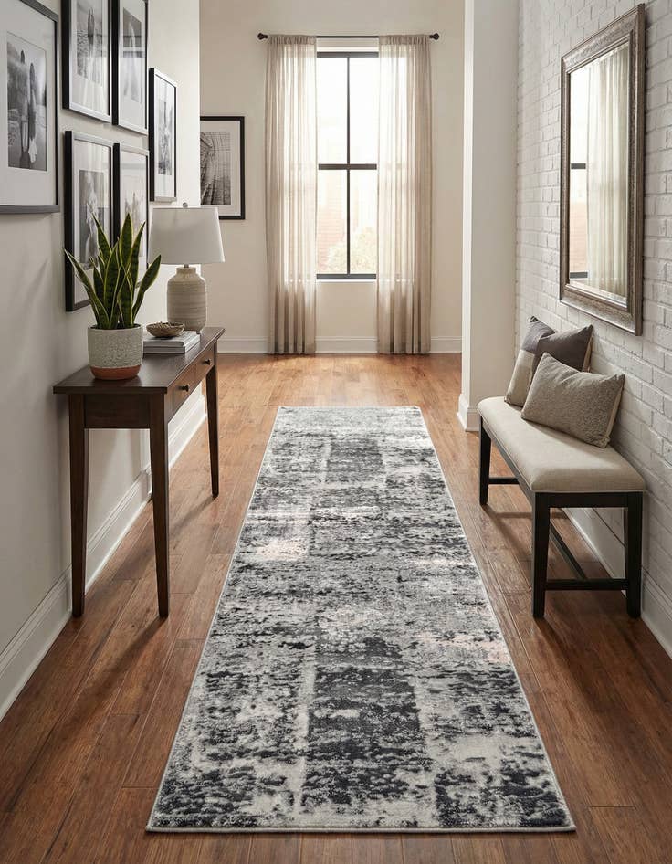 Detail image of 2' x 8' Finsbury Runner Rug