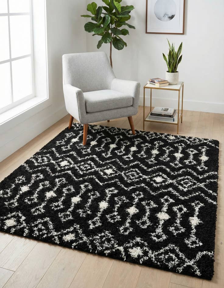 Detail image of 5' 3 x 5' 3 Moroccan Trellis Shag Square Rug