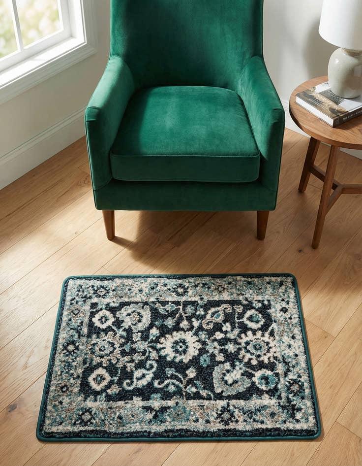 Detail image of 2' x 3' Carrington Rug