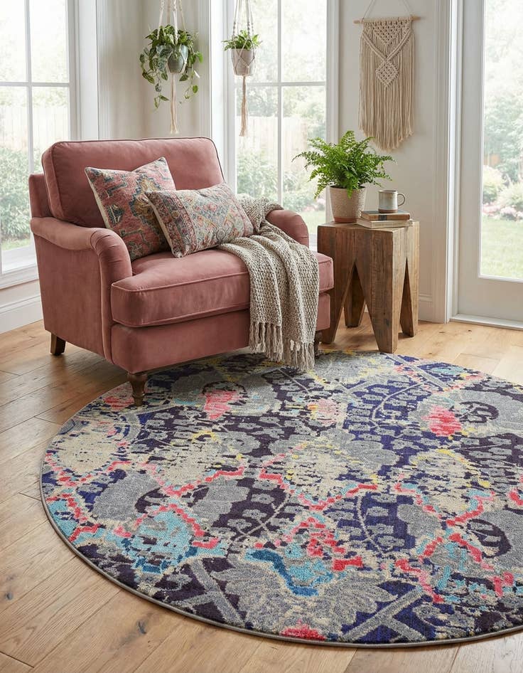 Detail image of 8' x 8' Washable Mesa Round Rug