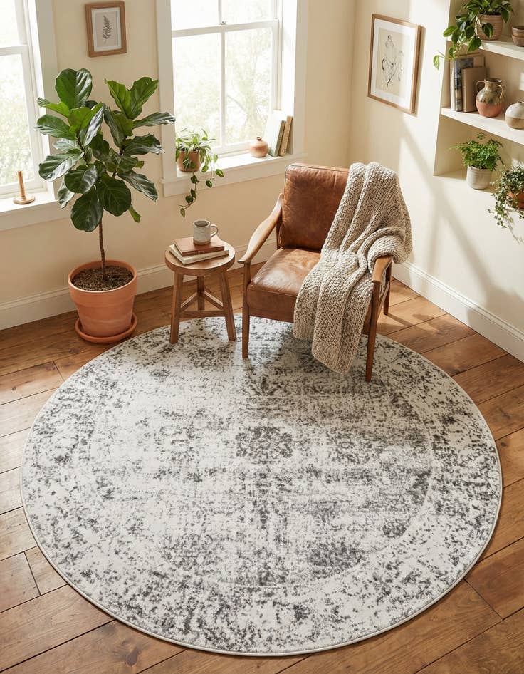 Detail image of 6' x 6' Monte Carlo Round Rug