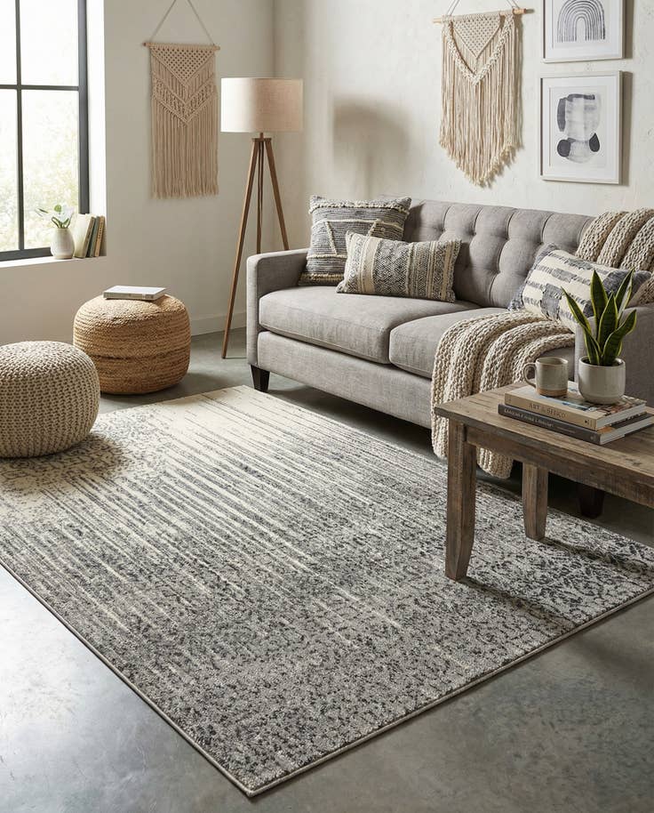 Detail image of 4' x 6' Angelica Rug