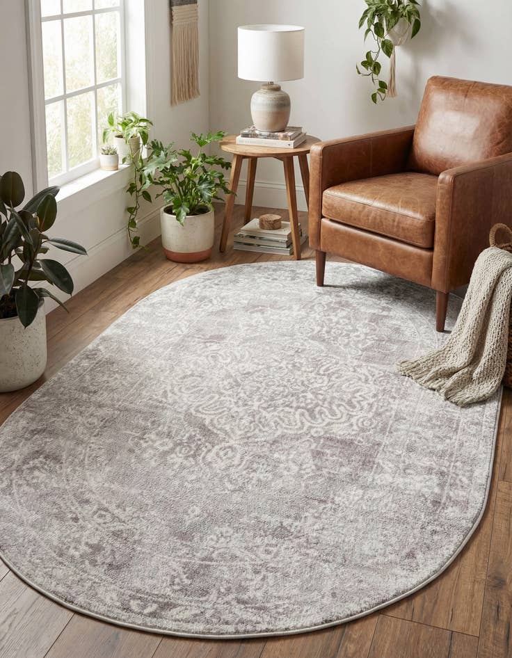 Detail image of 5' 3 x 8' Oxford Oval Rug