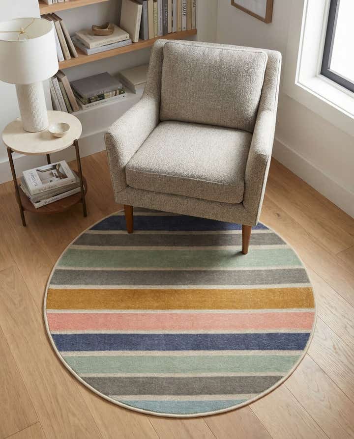 3' 3 x 3' 3 Lotus Round Rug