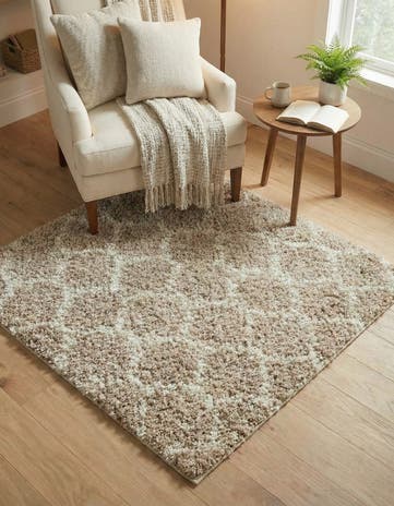 Light Brown Lattice Shag Square Rug