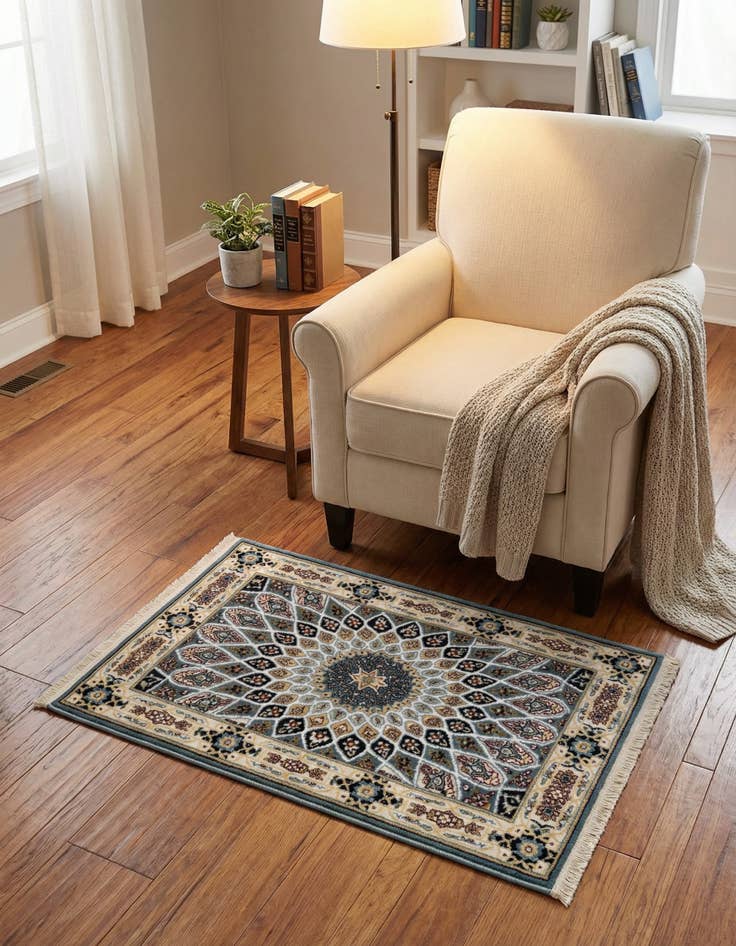 Detail image of 2' x 3' Nain Design Rug