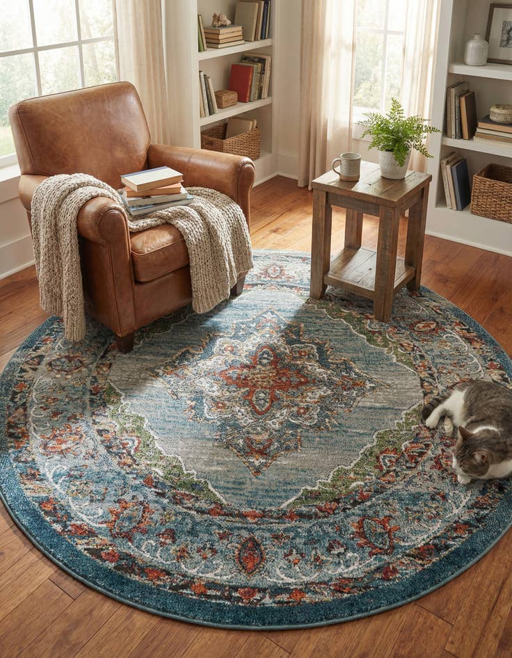 Detail image of 6' x 6' Isabella Round Rug