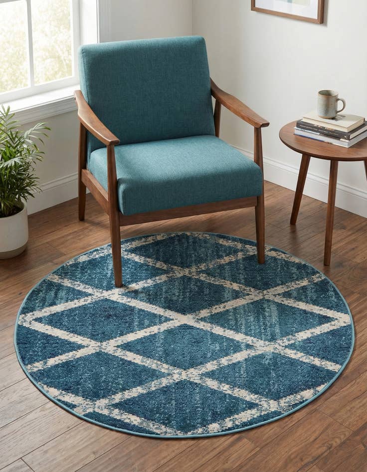 Detail image of 4' x 4' Amulet Round Rug