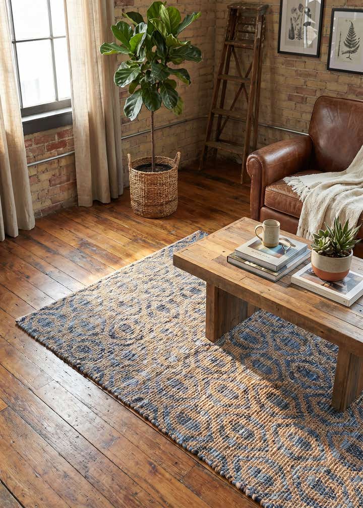 5' 1 x 8' Hand Woven Chindi Jute Rug