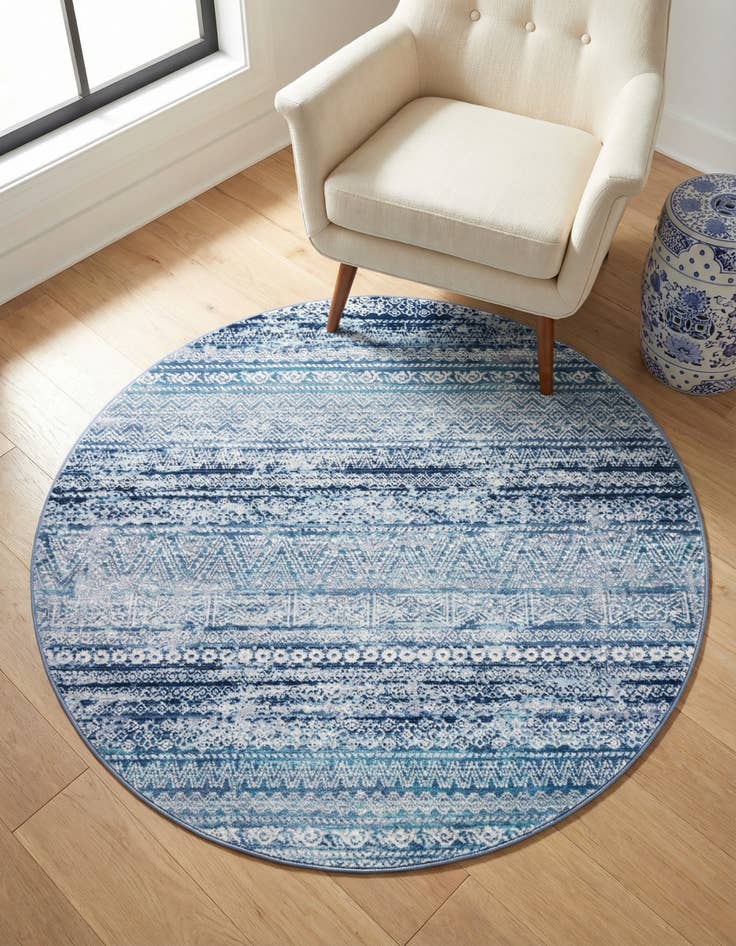 Detail image of 3' 7 x 3' 7 Malibu Round Rug