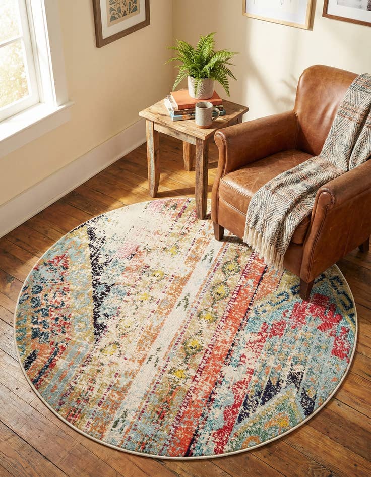 Detail image of 5' x 5' Washable Mesa Round Rug