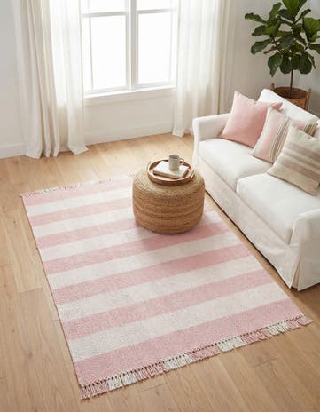 Pink Easy-Clean Eco Plaid Washable Indoor / Outdoor Rug