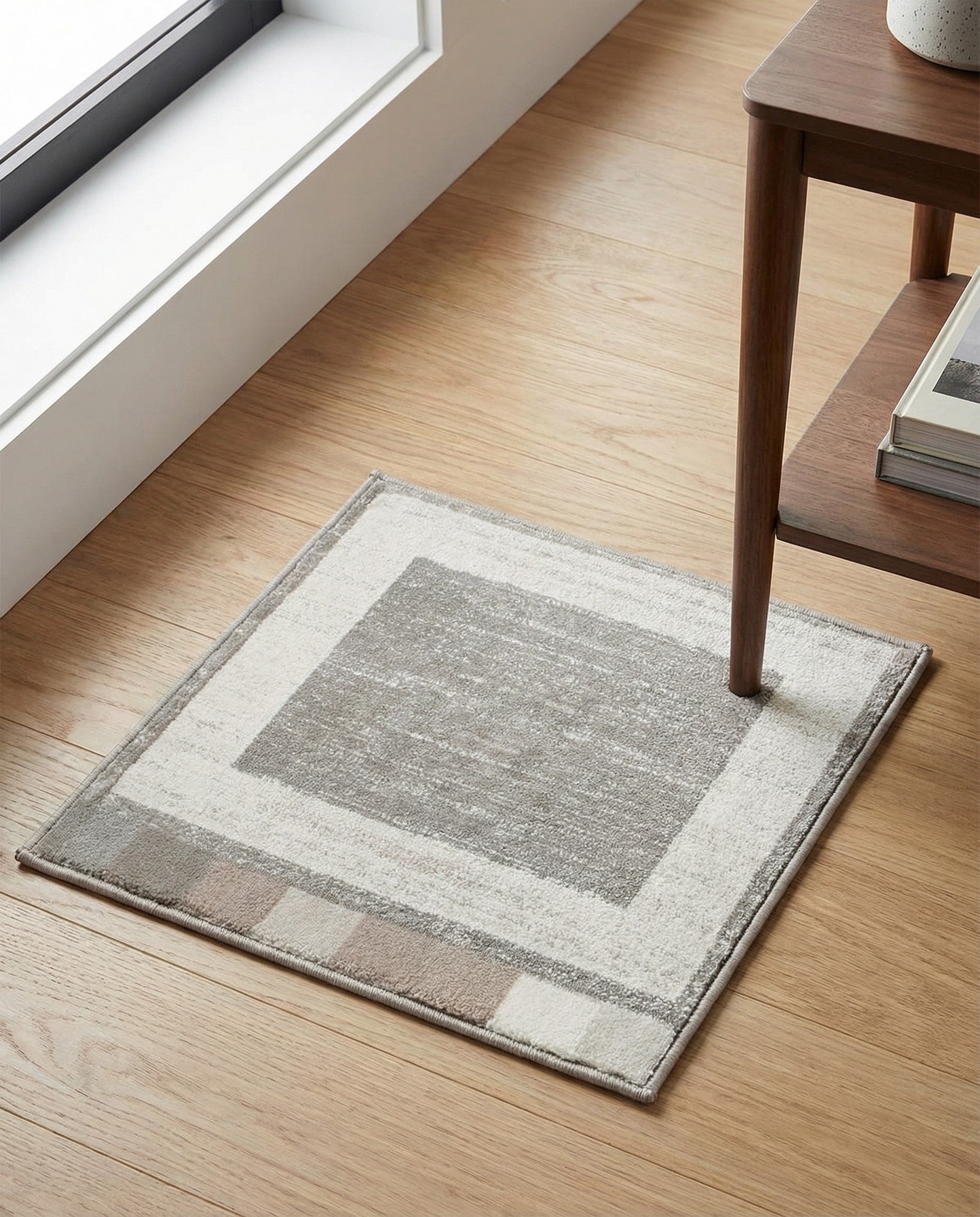 Jill Zarin 1' 8 x 1' 8 Uptown Yorkville Sample Rug