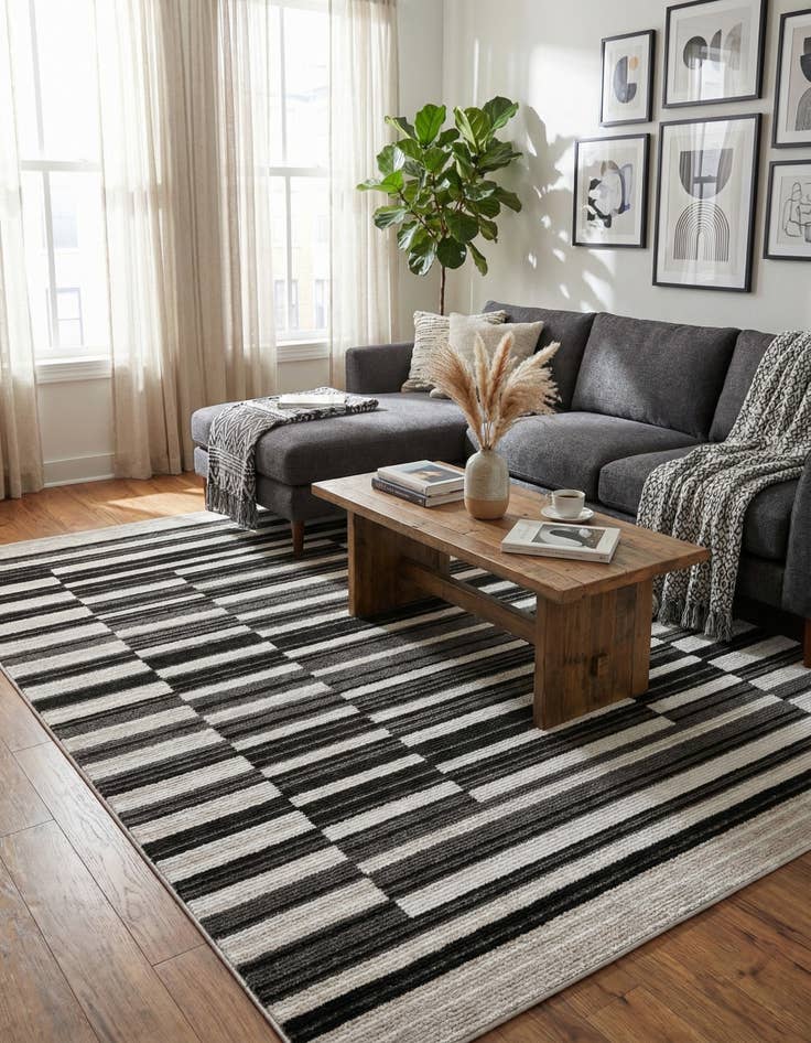 Detail image of 7' 10 x 10' Odyssey Rug