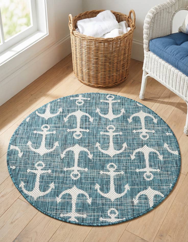 Detail image of 3' x 3'  Washable Coastal Indoor / Outdoor Round Rug