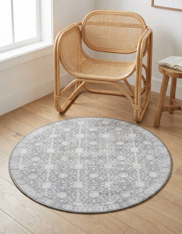 Detail image of 3' 6 x 3' 6 Timeless Round Rug