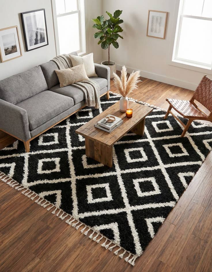 Detail image of 7' 10 x 7' 10 Lagom Shag Square Rug