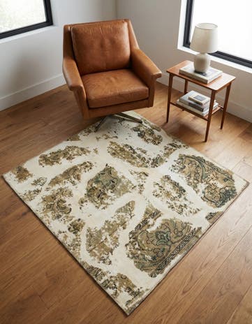 4' x 4' 2 Hand Knotted Ultra Vintage Persian Wool Square Rug