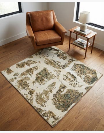 4' x 4' 2 Hand Knotted Ultra Vintage Persian Wool Square Rug