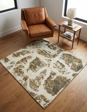 4' x 4' 2 Hand Knotted Ultra Vintage Persian Wool Square Rug