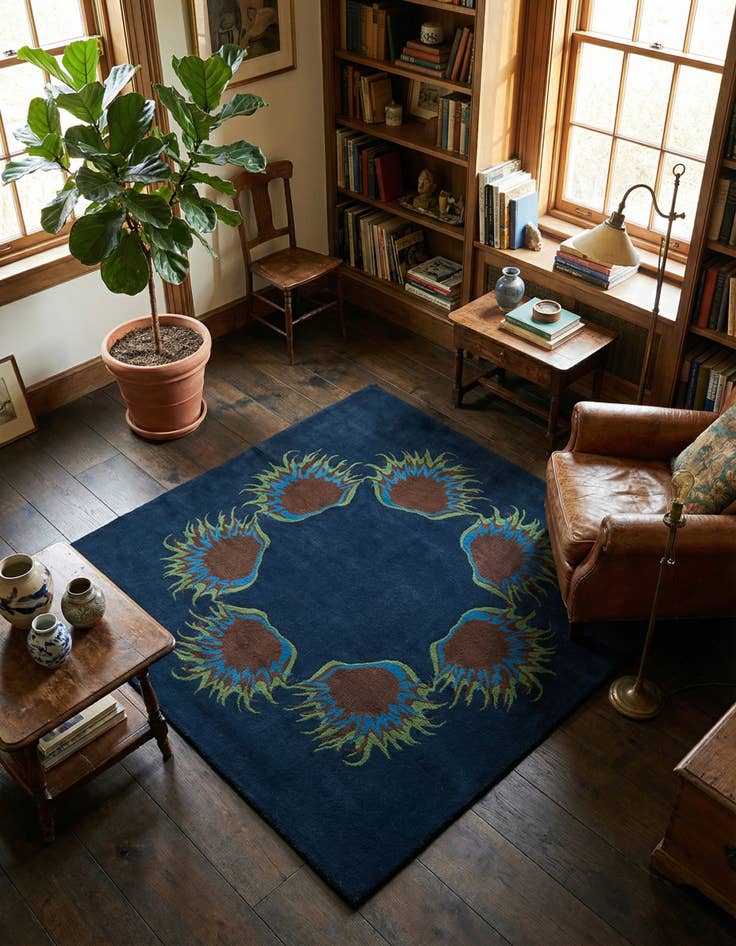 Detail image of 7' 7 x 7' 7 Agra Wool Square Rug