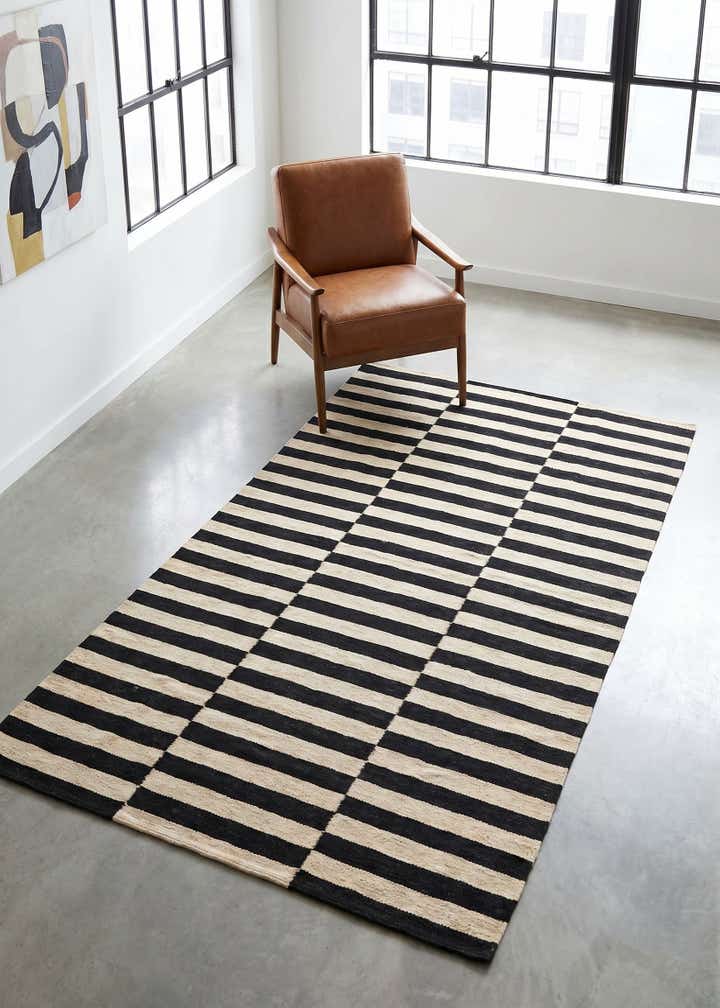 3' 5 x 6' 3 Hand Woven Kilim Modern Wool Rug