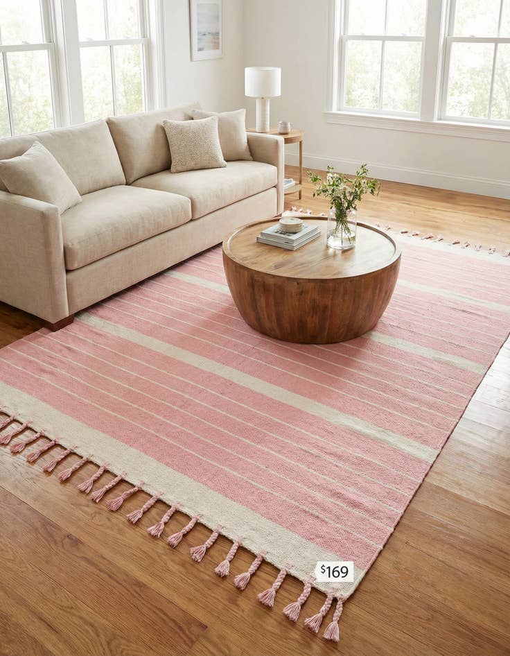 Detail image of 6' 1 x 9' Hand Woven Chindi Cotton Rug