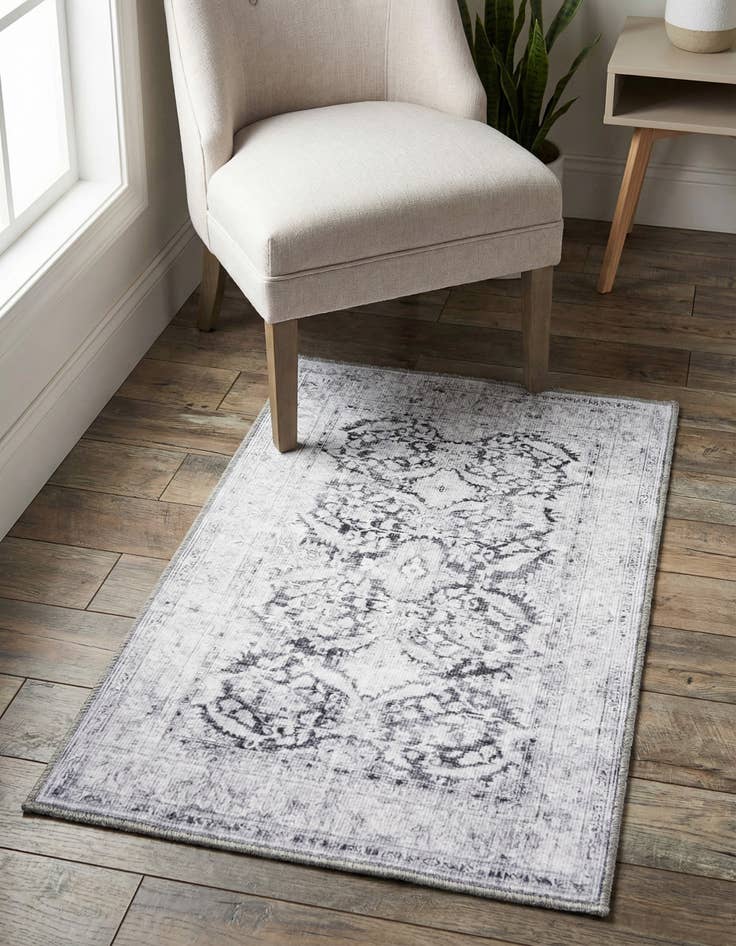 Detail image of 2' x 3' Timeless Rug