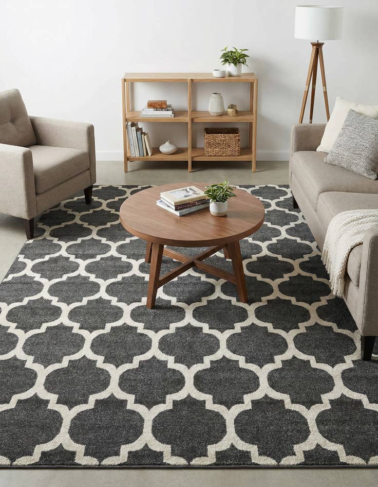 Detail image of 7' 10 x 7' 10 Lattice Square Rug