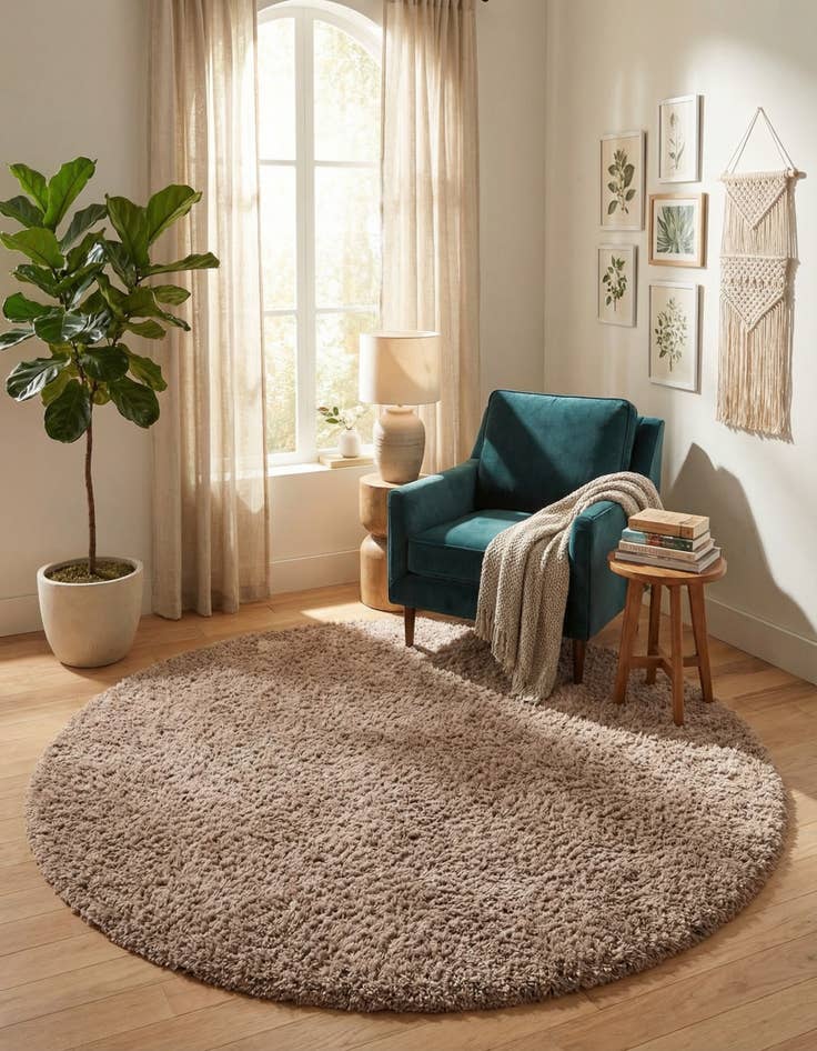 Detail image of 6' 7 x 6' 7 Infinity Shag Round Rug