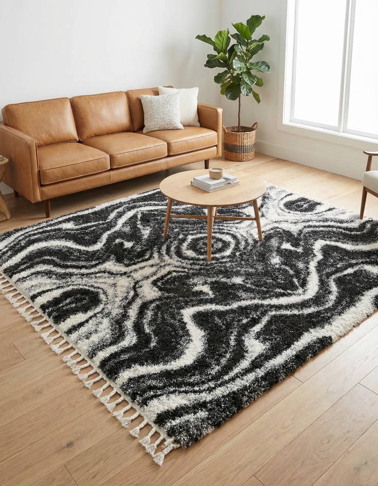 Detail image of 7' 10 x 7' 10 Lagom Shag Square Rug