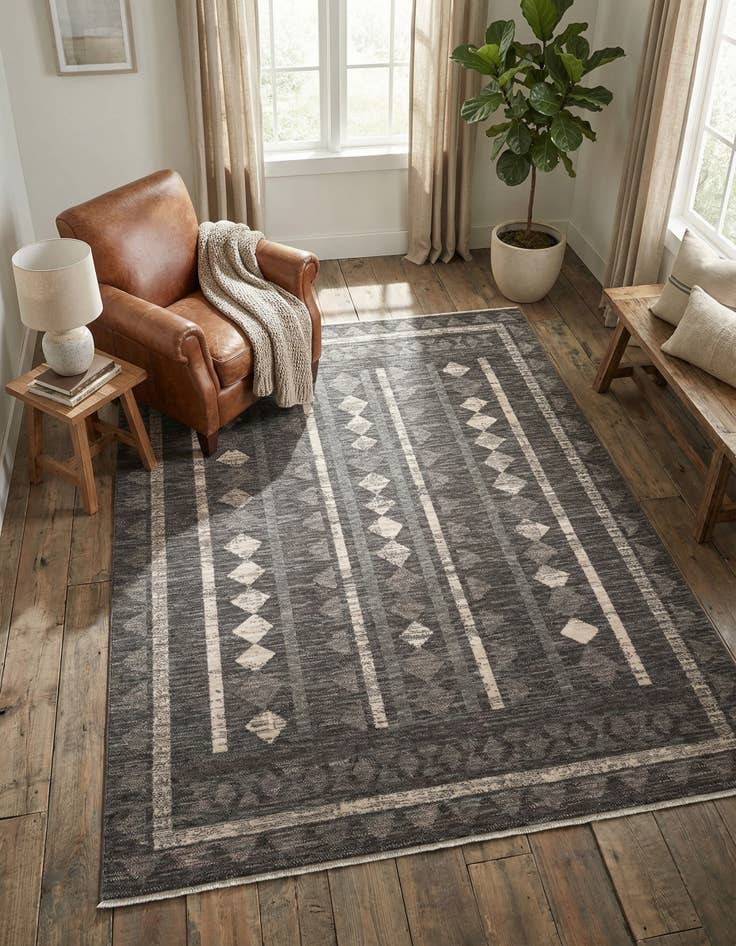 Detail image of 8' x 10' Grand Tradition Rug