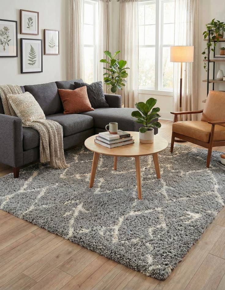 Detail image of 8' x 8' Infinity Shag Square Rug