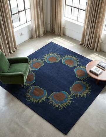 7' 6 x 7' 7 Luna Square Rug