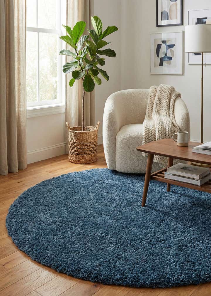 7' 5 x 7' 8 Zermatt Shag Round Rug