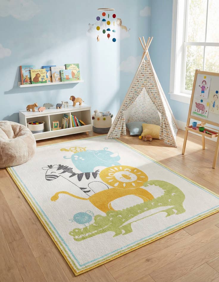 Detail image of 5' 3 x 8' Animals Whimsy Kids Rug