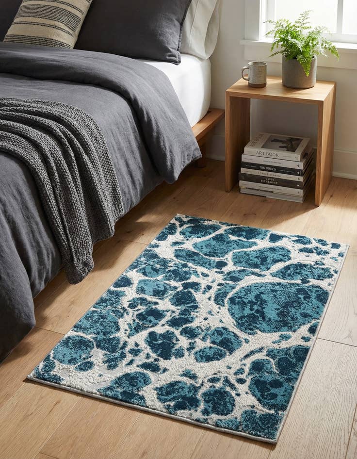 Detail image of 2' x 3' Oasis Rug