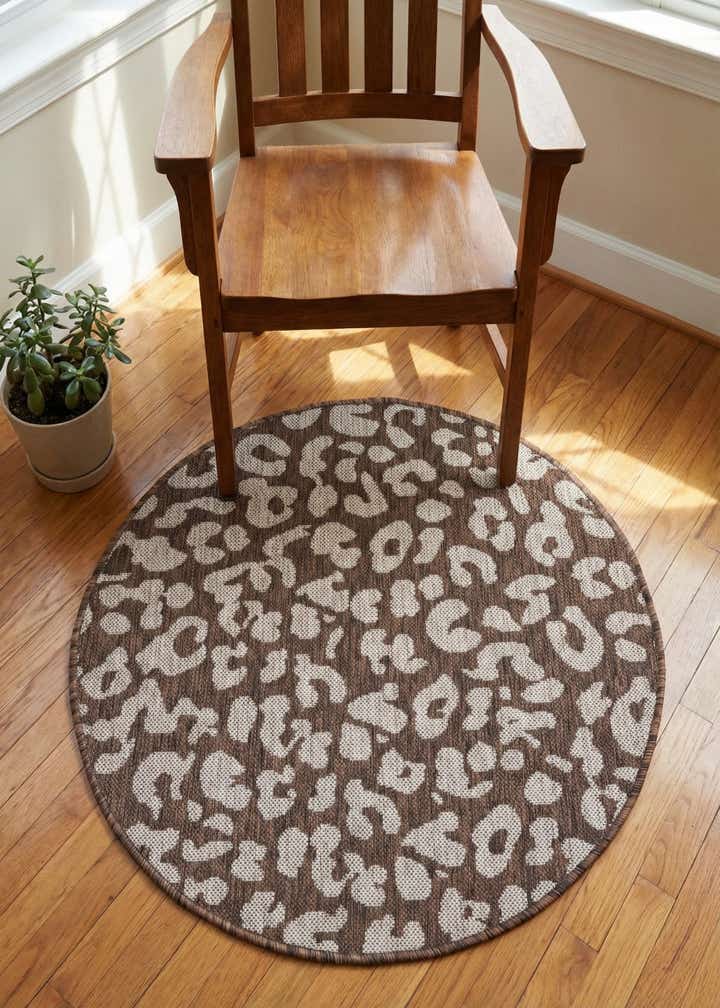 3' x 3' Easy-Clean Safari Indoor / Outdoor Round Rug