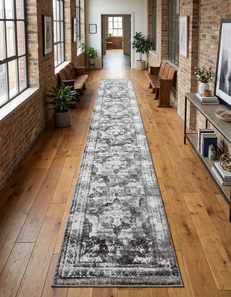 Detail image of 3' 3 x 19' 8 Monaco Runner Rug