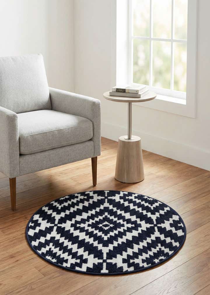 3' x 3' Easy-Clean Sabrina Soto Indoor / Outdoor Round Rug