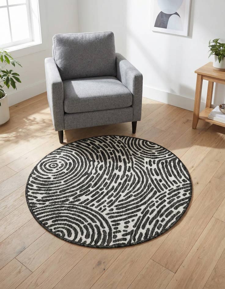 Detail image of 3' x 3' Easy-Clean Modern Indoor / Outdoor Round Rug
