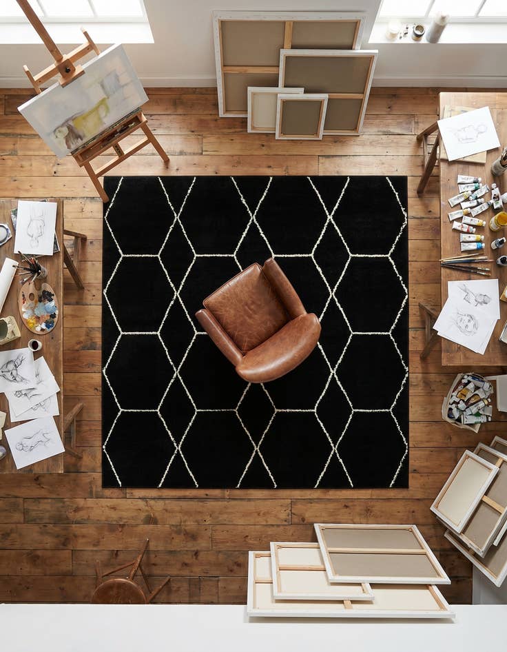 Detail image of 5' 3 x 5' 3 Lattice Frieze Square Rug