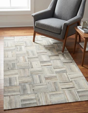 3' 1 x 5' 1 Cowhide Leather Rug