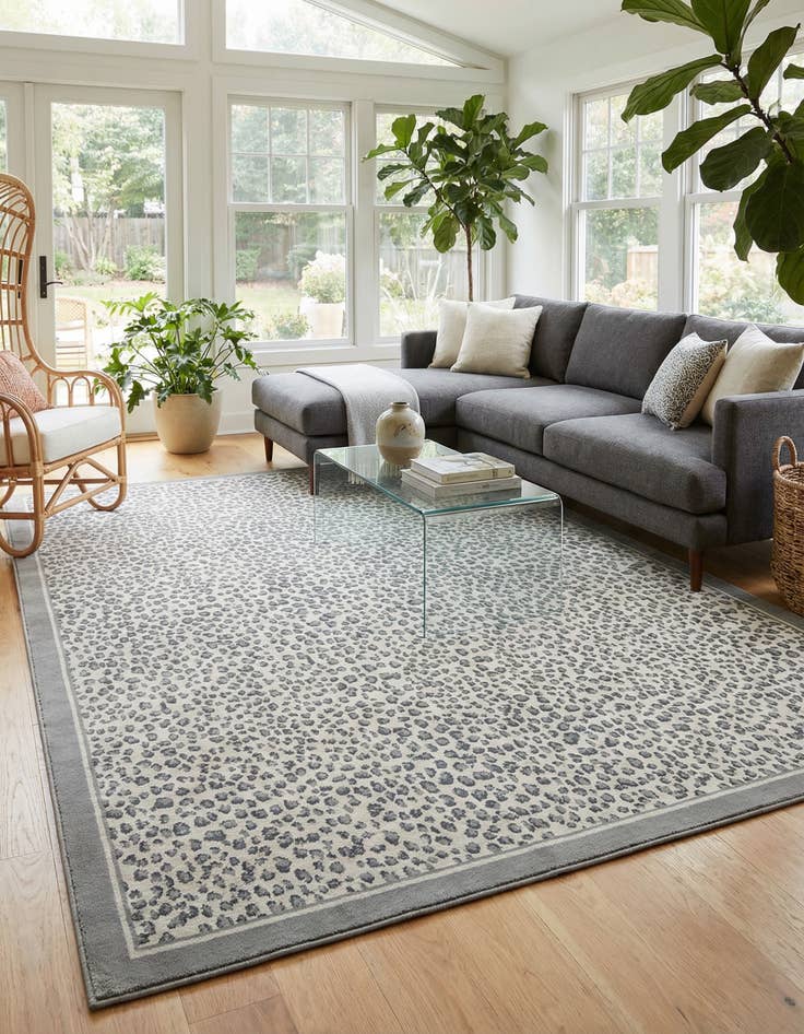 Detail image of 10' x 14' Safari Rug