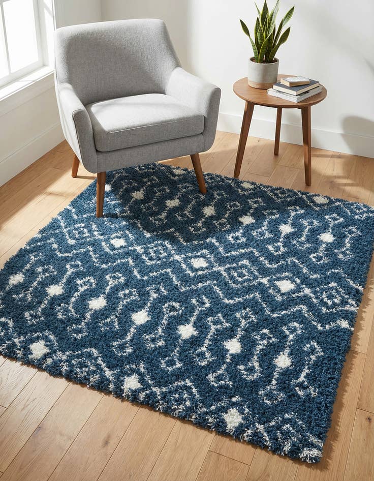 Detail image of 5' 3 x 5' 3 Moroccan Trellis Shag Square Rug